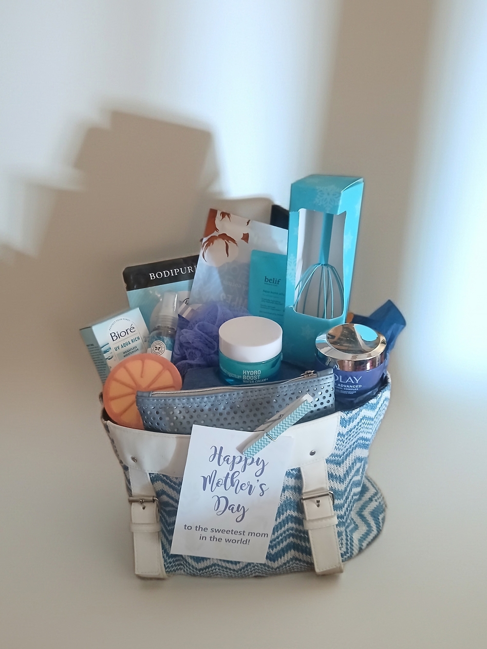 "HAPPY MOTHERS DAY" SELF CARE LUXURY BEAUTY AND SKINCARE GIFT BAG